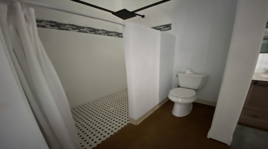 104 Overview Dr, Zapata, Texas 78076, 2 Bedrooms Bedrooms, 3 Rooms Rooms,1 BathroomBathrooms,Residential,For Sale,104 Overview Dr,20261005