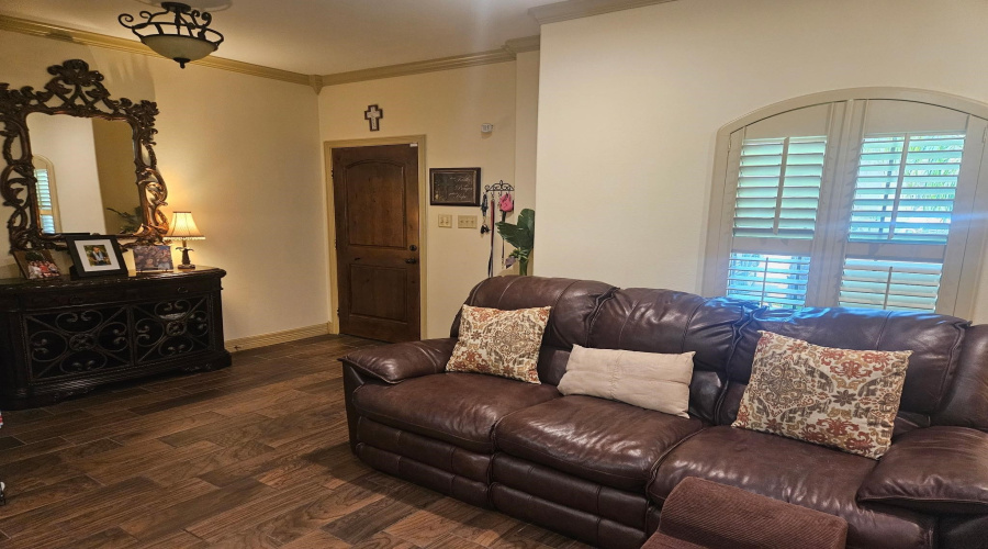 8316 Casa Verde Rd, Laredo, Texas 78041, 3 Bedrooms Bedrooms, 4 Rooms Rooms,2 BathroomsBathrooms,Residential,For Sale,8316 Casa Verde Rd,20264120
