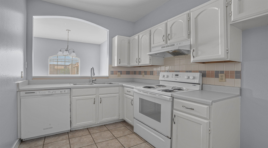 1401 Gustavus St, Laredo, Texas 78040, 2 Bedrooms Bedrooms, 4 Rooms Rooms,1 BathroomBathrooms,Residential,For Sale,1401 Gustavus St,20264121