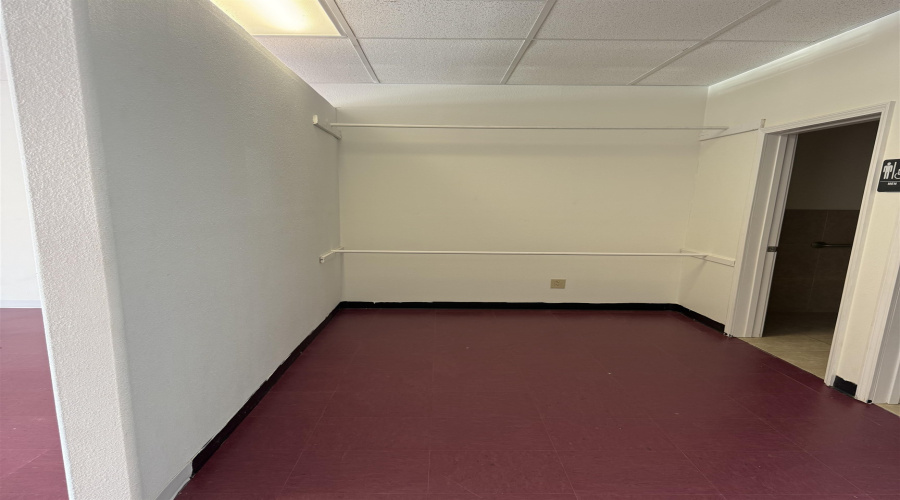 4820 Mims Ave, Laredo, Texas 78041, 1 Room Rooms,2 BathroomsBathrooms,Commercial retail/office,For Rent,4820 Mims Ave,20264111
