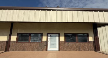 4820 Mims Ave, Laredo, Texas 78041, 1 Room Rooms,2 BathroomsBathrooms,Commercial retail/office,For Rent,4820 Mims Ave,20264111