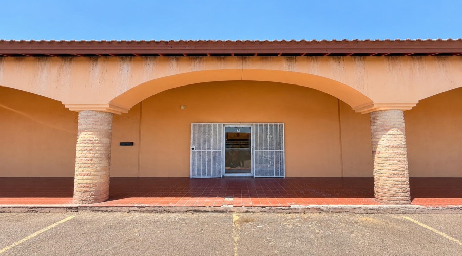 666 Prada-Machin Dr, Laredo, Texas 78046, ,1 BathroomBathrooms,Commercial retail/office,For Sale,666 Prada-Machin Dr,20264117