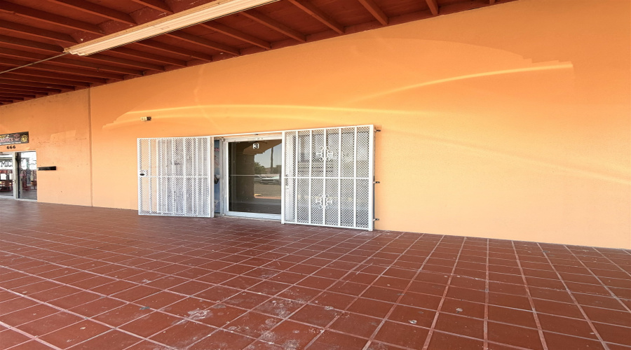 666 Prada-Machin Dr, Laredo, Texas 78046, ,1 BathroomBathrooms,Commercial retail/office,For Sale,666 Prada-Machin Dr,20264117