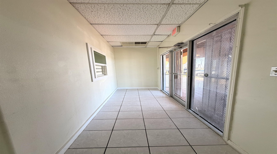 666 Prada-Machin Dr, Laredo, Texas 78046, ,1 BathroomBathrooms,Commercial retail/office,For Sale,666 Prada-Machin Dr,20264117