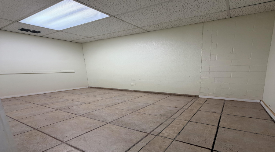 666 Prada-Machin Dr, Laredo, Texas 78046, ,1 BathroomBathrooms,Commercial retail/office,For Sale,666 Prada-Machin Dr,20264117