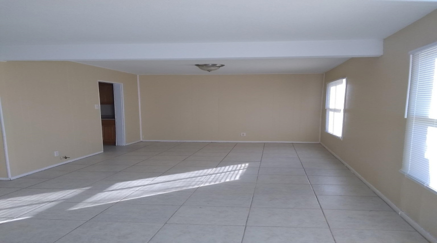 1414 Lyon St, Laredo, Texas 78040, ,Multi-family,For Sale,1414 Lyon St,20264119