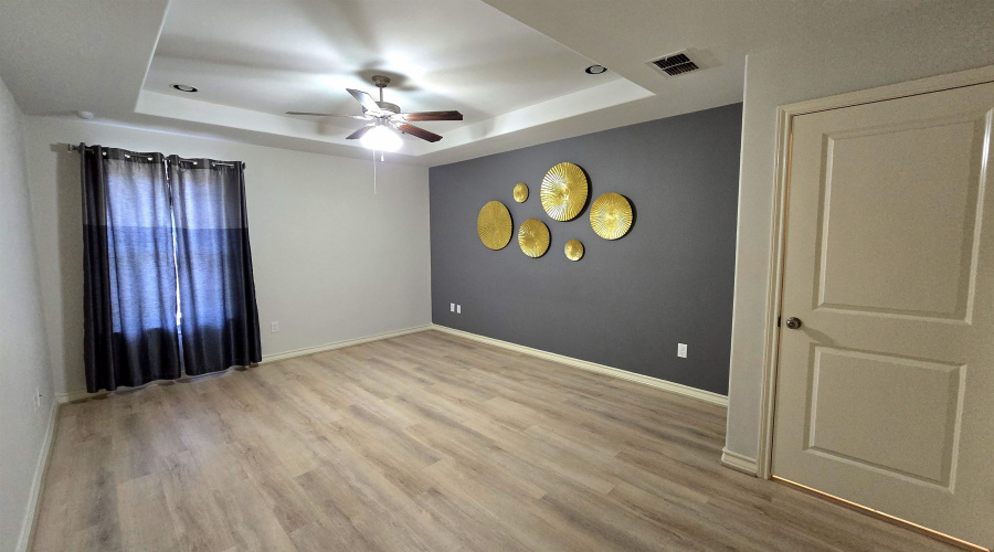 10504 Mahara Dr, Laredo, Texas 78045, 3 Bedrooms Bedrooms, 6 Rooms Rooms,2 BathroomsBathrooms,Residential,For Sale,10504 Mahara Dr,20264112