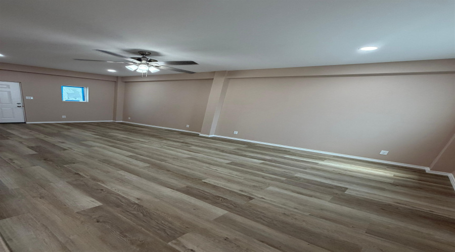 2114 E Price St, Laredo, Texas 78043, 4 Bedrooms Bedrooms, 6 Rooms Rooms,3 BathroomsBathrooms,Residential,For Sale,2114 E Price St,20264114