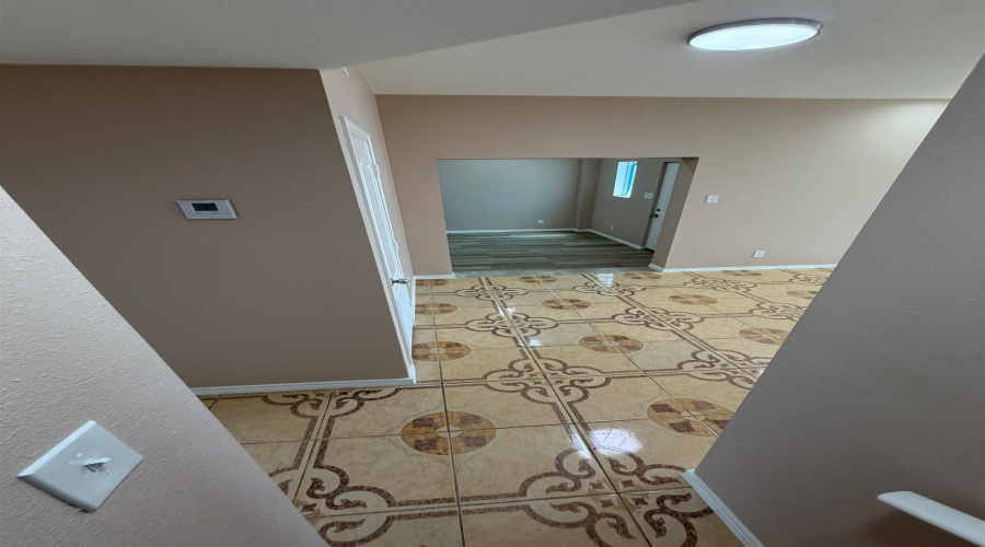 2114 E Price St, Laredo, Texas 78043, 4 Bedrooms Bedrooms, 6 Rooms Rooms,3 BathroomsBathrooms,Residential,For Sale,2114 E Price St,20264114