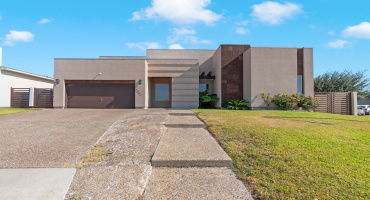 2803 T.S. Eliot Dr, Laredo, Texas 78041-2820, 4 Bedrooms Bedrooms, 6 Rooms Rooms,2 BathroomsBathrooms,Residential,For Sale,2803 T.S. Eliot Dr,20264122