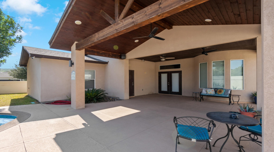 2803 T.S. Eliot Dr, Laredo, Texas 78041-2820, 4 Bedrooms Bedrooms, 6 Rooms Rooms,2 BathroomsBathrooms,Residential,For Sale,2803 T.S. Eliot Dr,20264122
