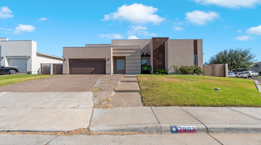 2803 T.S. Eliot Dr, Laredo, Texas 78041-2820, 4 Bedrooms Bedrooms, 6 Rooms Rooms,2 BathroomsBathrooms,Residential,For Sale,2803 T.S. Eliot Dr,20264122