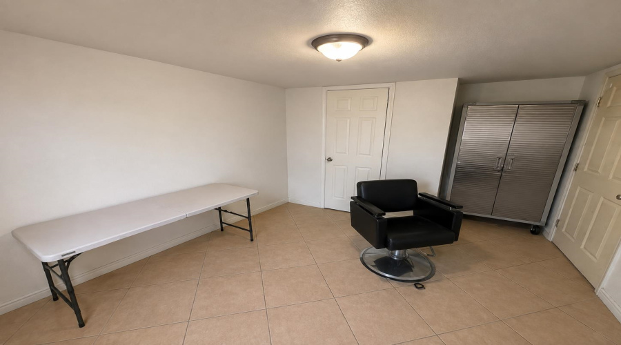 4808 Los Martinez Dr, Laredo, Texas 78041, 3 Bedrooms Bedrooms, 5 Rooms Rooms,1 BathroomBathrooms,Residential,For Sale,4808 Los Martinez Dr,20264124
