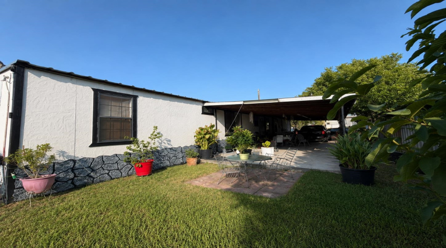 4808 Los Martinez Dr, Laredo, Texas 78041, 3 Bedrooms Bedrooms, 5 Rooms Rooms,1 BathroomBathrooms,Residential,For Sale,4808 Los Martinez Dr,20264124