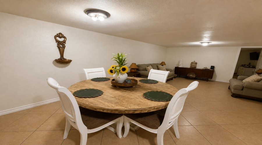 4808 Los Martinez Dr, Laredo, Texas 78041, 3 Bedrooms Bedrooms, 5 Rooms Rooms,1 BathroomBathrooms,Residential,For Sale,4808 Los Martinez Dr,20264124