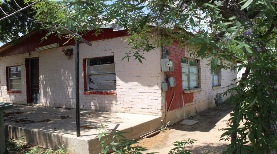 3820 Lexington Ave, Laredo, Texas 78041, 3 Bedrooms Bedrooms, 5 Rooms Rooms,1 BathroomBathrooms,Residential,For Sale,3820 Lexington Ave,20262271
