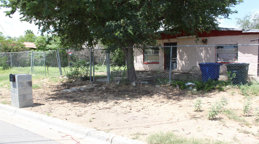 3820 Lexington Ave, Laredo, Texas 78041, 3 Bedrooms Bedrooms, 5 Rooms Rooms,1 BathroomBathrooms,Residential,For Sale,3820 Lexington Ave,20262271