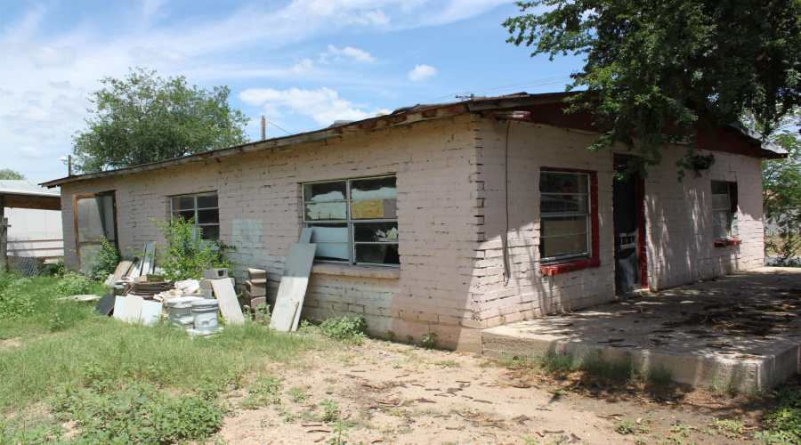 3820 Lexington Ave, Laredo, Texas 78041, 3 Bedrooms Bedrooms, 5 Rooms Rooms,1 BathroomBathrooms,Residential,For Sale,3820 Lexington Ave,20262271