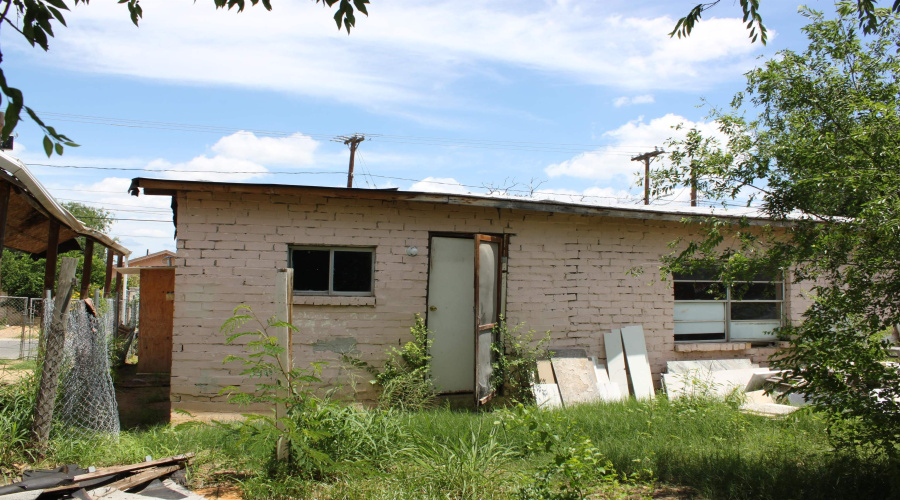 3820 Lexington Ave, Laredo, Texas 78041, 3 Bedrooms Bedrooms, 5 Rooms Rooms,1 BathroomBathrooms,Residential,For Sale,3820 Lexington Ave,20262271