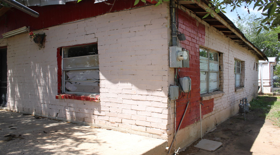 3820 Lexington Ave, Laredo, Texas 78041, 3 Bedrooms Bedrooms, 5 Rooms Rooms,1 BathroomBathrooms,Residential,For Sale,3820 Lexington Ave,20262271