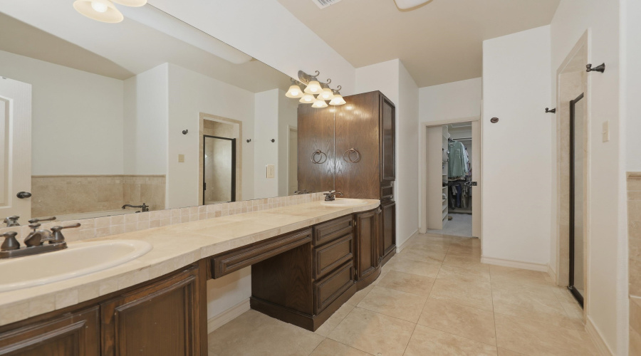 10818 Marfa Rd, Laredo, Texas 78045, 3 Bedrooms Bedrooms, 7 Rooms Rooms,2 BathroomsBathrooms,Residential,For Rent,10818 Marfa Rd,20264125