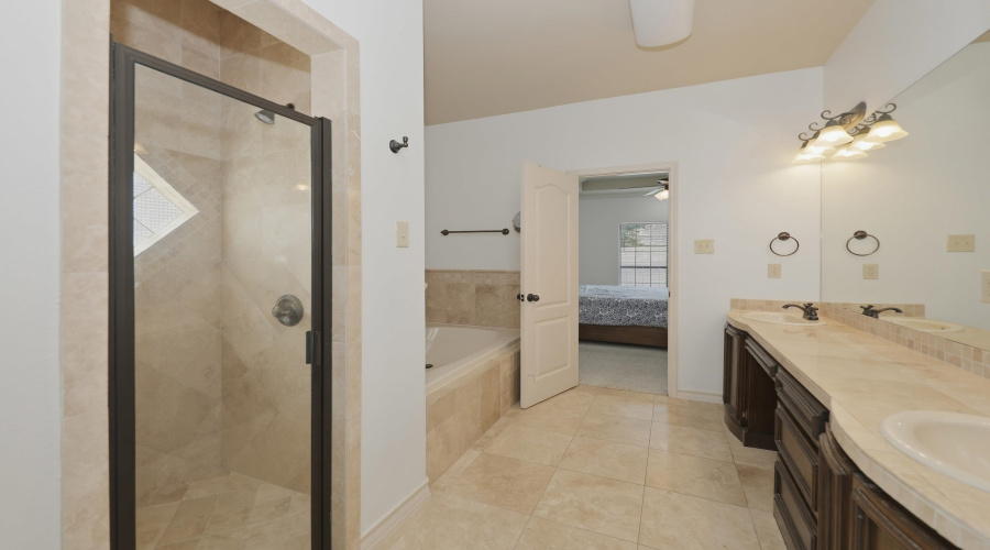 10818 Marfa Rd, Laredo, Texas 78045, 3 Bedrooms Bedrooms, 7 Rooms Rooms,2 BathroomsBathrooms,Residential,For Rent,10818 Marfa Rd,20264125