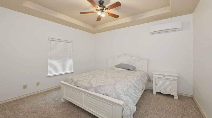 10818 Marfa Rd, Laredo, Texas 78045, 3 Bedrooms Bedrooms, 7 Rooms Rooms,2 BathroomsBathrooms,Residential,For Rent,10818 Marfa Rd,20264125