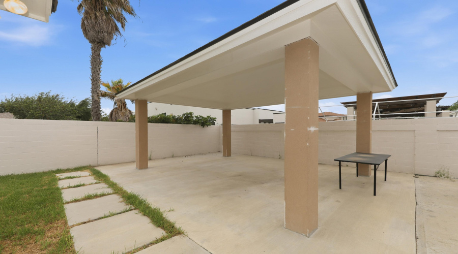 10818 Marfa Rd, Laredo, Texas 78045, 3 Bedrooms Bedrooms, 7 Rooms Rooms,2 BathroomsBathrooms,Residential,For Rent,10818 Marfa Rd,20264125
