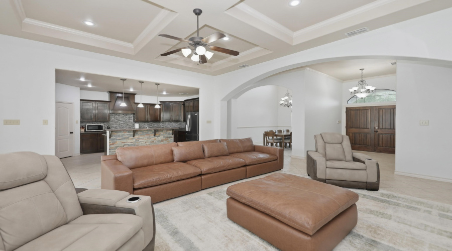 10818 Marfa Rd, Laredo, Texas 78045, 3 Bedrooms Bedrooms, 7 Rooms Rooms,2 BathroomsBathrooms,Residential,For Rent,10818 Marfa Rd,20264125