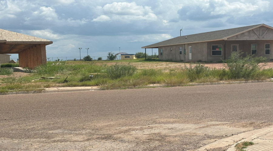 8215 Mejia Rd, Laredo, Texas 78043, ,Land,For Sale,8215 Mejia Rd,20263009