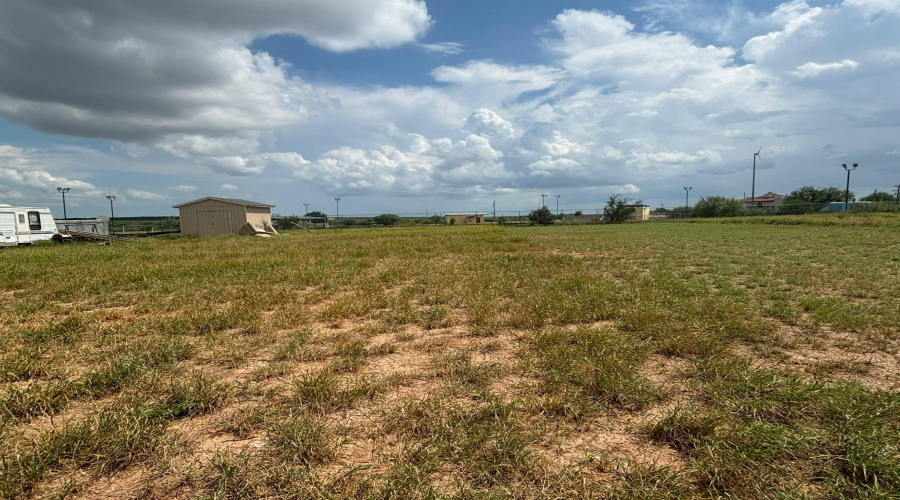 8215 Mejia Rd, Laredo, Texas 78043, ,Land,For Sale,8215 Mejia Rd,20263009