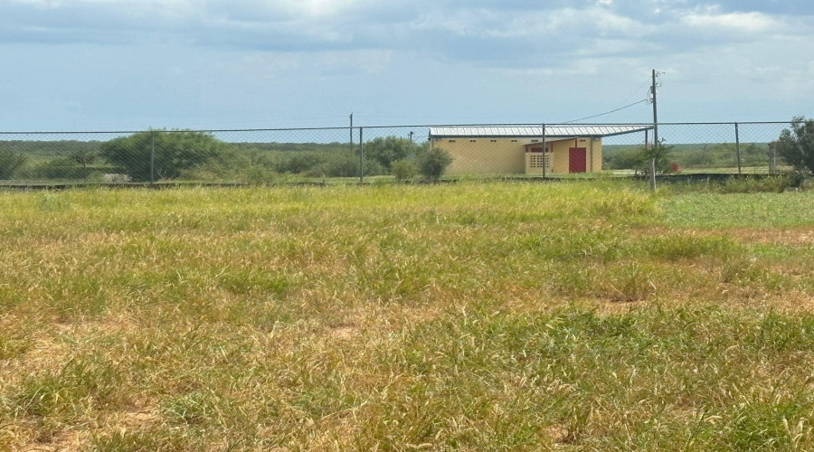 8215 Mejia Rd, Laredo, Texas 78043, ,Land,For Sale,8215 Mejia Rd,20263009