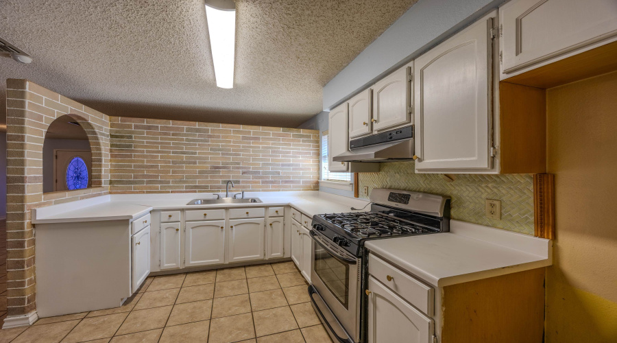 307 Hancock Ct, LAREDO, Texas 78046, 3 Bedrooms Bedrooms, 6 Rooms Rooms,2 BathroomsBathrooms,Residential,For Sale,307 Hancock Ct,20264128