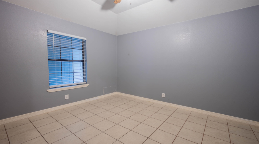305 Albany Dr, Laredo, Texas 78045, 4 Bedrooms Bedrooms, 6 Rooms Rooms,2 BathroomsBathrooms,Residential,For Sale,305 Albany Dr,20264129