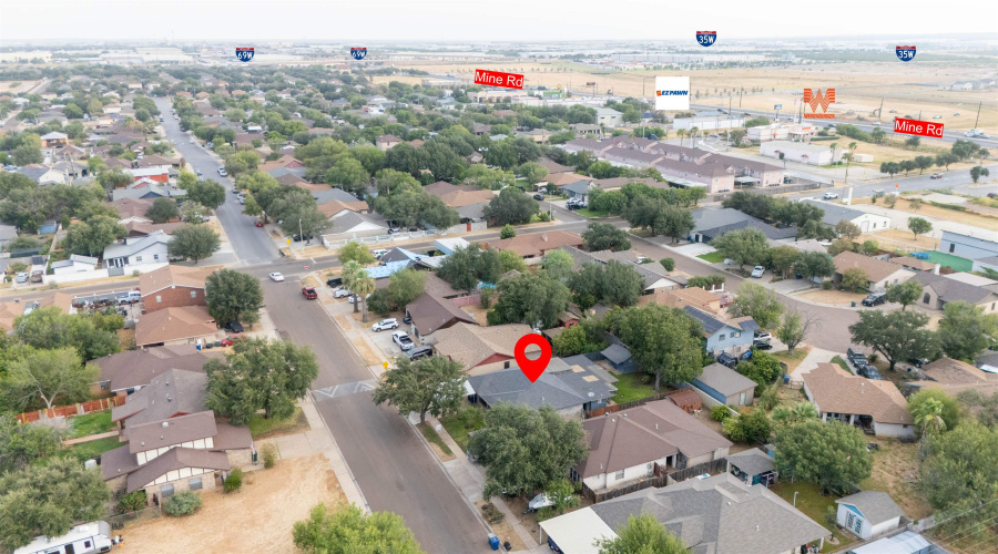 305 Albany Dr, Laredo, Texas 78045, 4 Bedrooms Bedrooms, 6 Rooms Rooms,2 BathroomsBathrooms,Residential,For Sale,305 Albany Dr,20264129