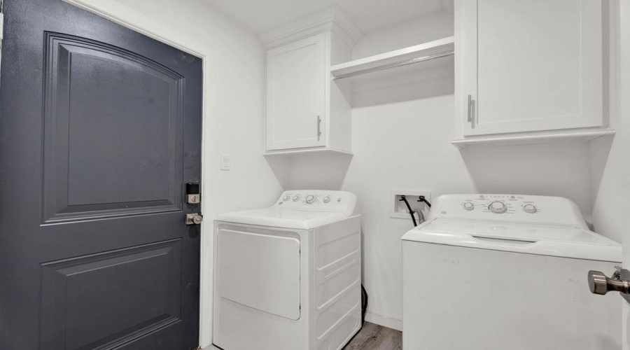 5406 Juan Lane, ZAPATA, Texas 78076, 3 Bedrooms Bedrooms, 4 Rooms Rooms,2 BathroomsBathrooms,Residential,For Sale,5406 Juan Lane,20264131