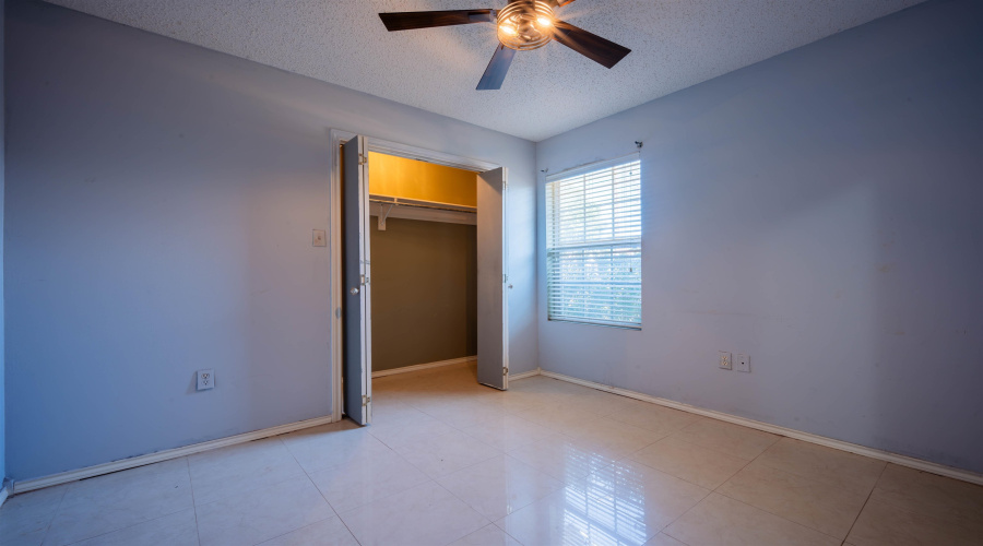 733 Snake Dr, Laredo, Texas 78045, 3 Bedrooms Bedrooms, 5 Rooms Rooms,2 BathroomsBathrooms,Residential,For Sale,733 Snake Dr,20264132