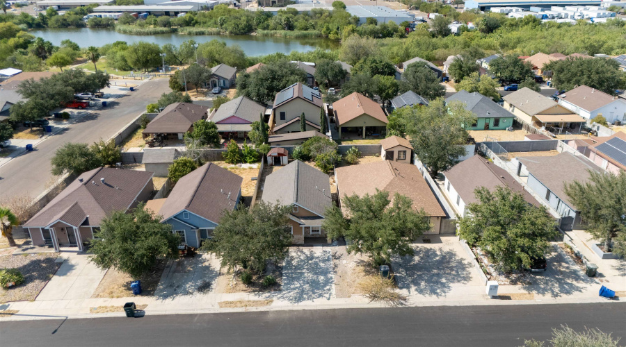 506 Zoque Dr, Laredo, Texas 78045, 2 Bedrooms Bedrooms, 4 Rooms Rooms,1 BathroomBathrooms,Residential,For Sale,506 Zoque Dr,20264133