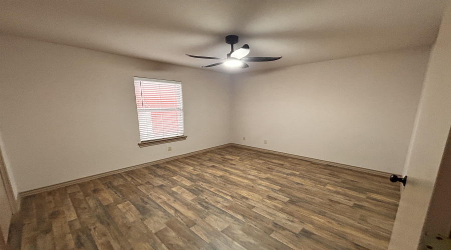 607 John Adams Rd, Laredo, Texas 78043, 4 Bedrooms Bedrooms, 6 Rooms Rooms,2 BathroomsBathrooms,Residential,For Sale,607 John Adams Rd,20264136