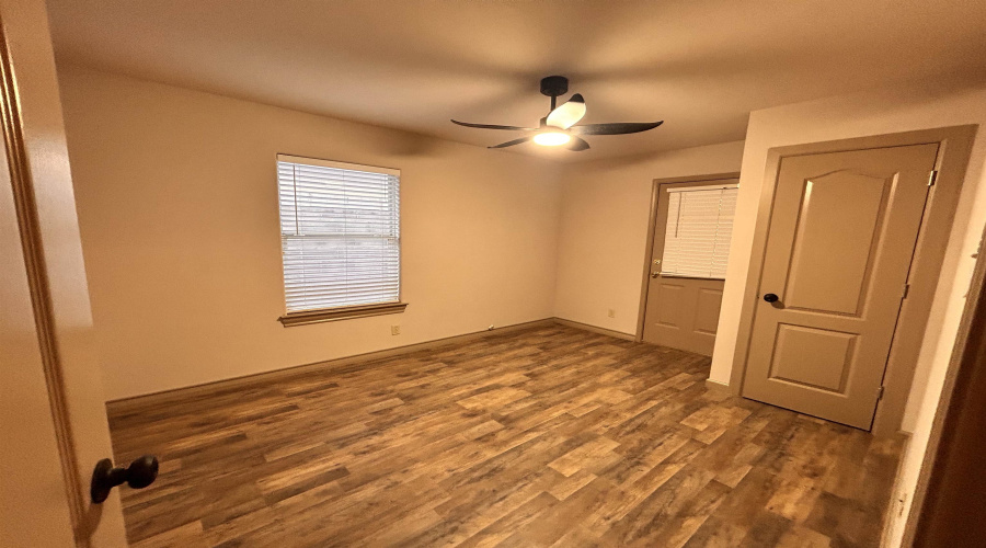 607 John Adams Rd, Laredo, Texas 78043, 4 Bedrooms Bedrooms, 6 Rooms Rooms,2 BathroomsBathrooms,Residential,For Sale,607 John Adams Rd,20264136