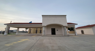 620 Victoria St, LAREDO, Texas 78045, ,2 BathroomsBathrooms,Commercial retail/office,For Rent,620 Victoria St,20264145 620 Victoria St, LAREDO, Texas 78045, ,2 BathroomsBathrooms,Commercial retail/office,For Rent,620 Victoria St,20264145