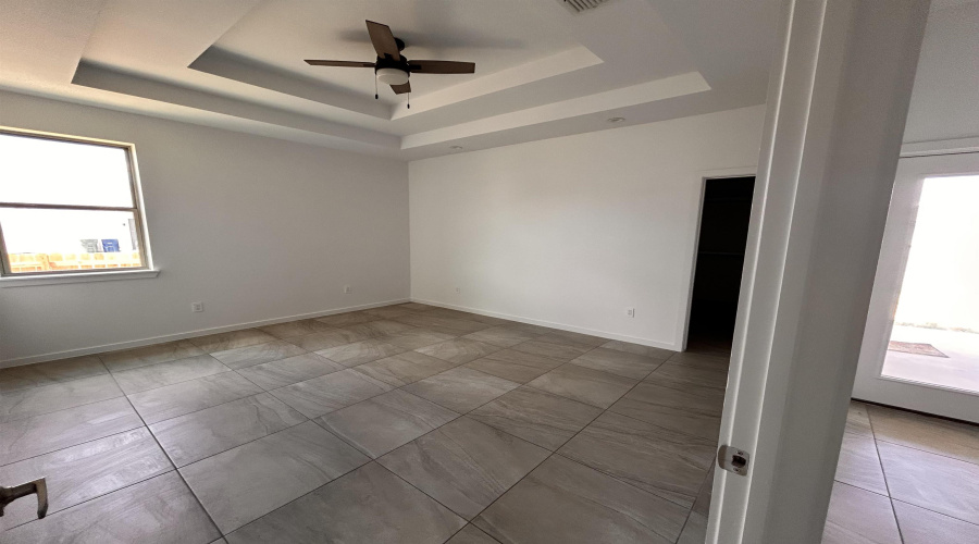401 Graneros Ave., Laredo, Texas 78043, 3 Bedrooms Bedrooms, 5 Rooms Rooms,2 BathroomsBathrooms,Residential,For Rent,401 Graneros Ave.,20264137