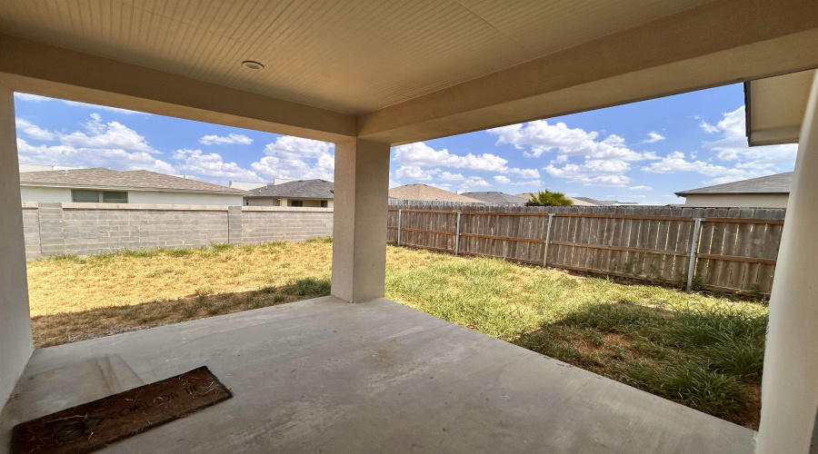 401 Graneros Ave., Laredo, Texas 78043, 3 Bedrooms Bedrooms, 5 Rooms Rooms,2 BathroomsBathrooms,Residential,For Rent,401 Graneros Ave.,20264137