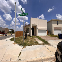 401 Graneros Ave., Laredo, Texas 78043, 3 Bedrooms Bedrooms, 5 Rooms Rooms,2 BathroomsBathrooms,Residential,For Rent,401 Graneros Ave.,20264137