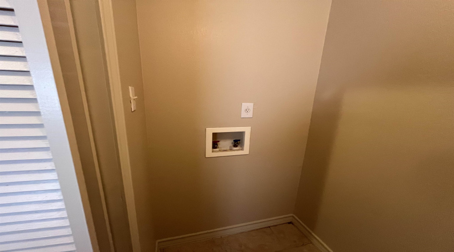 2803 Bayard St, Laredo, Texas 78046-8259, 2 Bedrooms Bedrooms, 4 Rooms Rooms,1 BathroomBathrooms,Residential,For Sale,2803 Bayard St,20262571