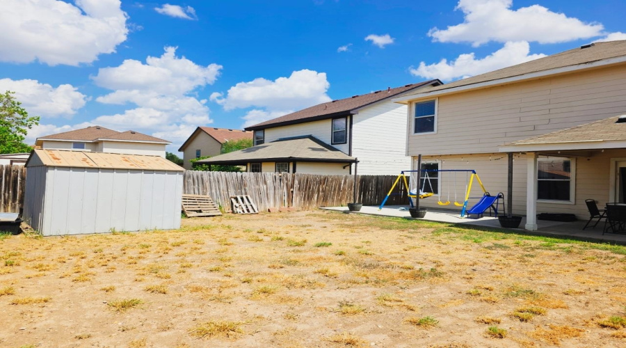 17526 College Port Dr, LAREDO, Texas 78045, 3 Bedrooms Bedrooms, 8 Rooms Rooms,2 BathroomsBathrooms,Residential,For Sale,17526 College Port Dr,20264146