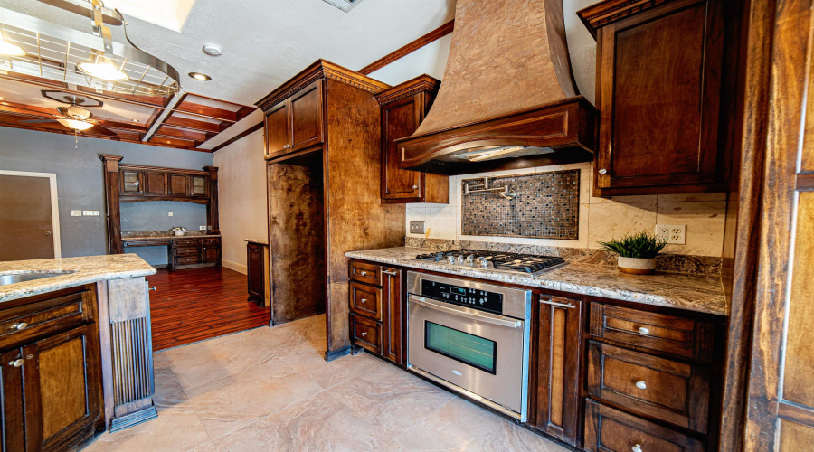 9666 White Wing Lp, Laredo, Texas 78045, 3 Bedrooms Bedrooms, 5 Rooms Rooms,3 BathroomsBathrooms,Residential,For Sale,9666 White Wing Lp,20264151