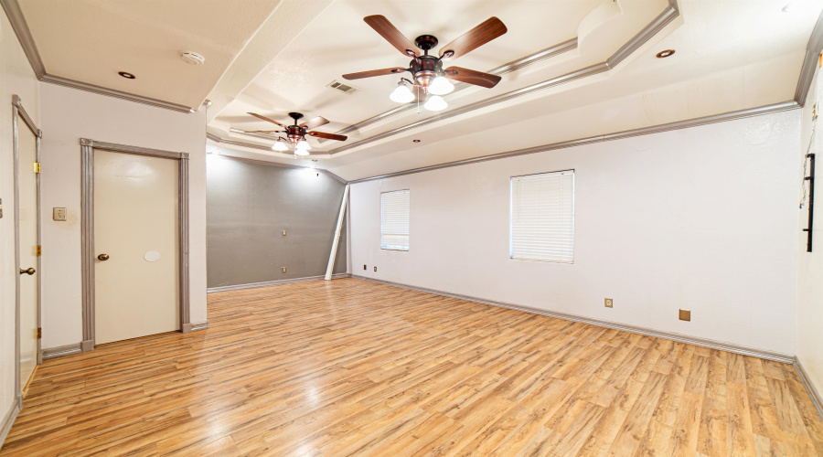 9666 White Wing Lp, Laredo, Texas 78045, 3 Bedrooms Bedrooms, 5 Rooms Rooms,3 BathroomsBathrooms,Residential,For Sale,9666 White Wing Lp,20264151