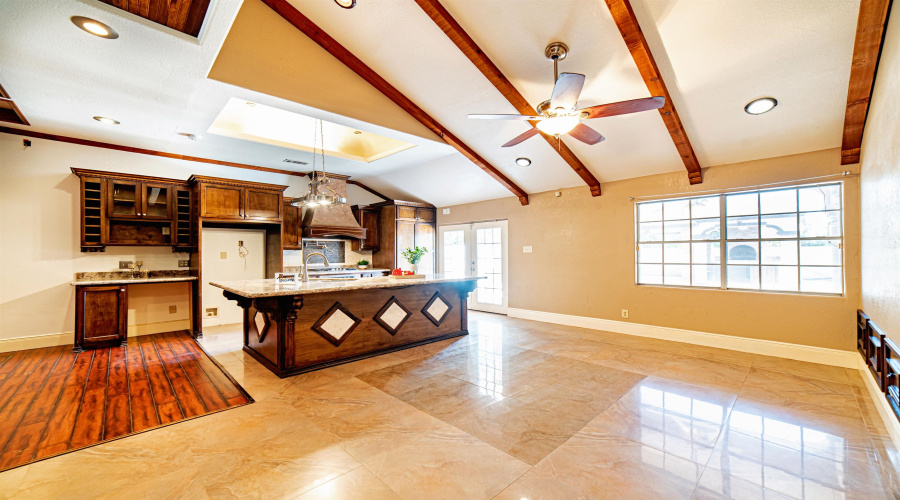9666 White Wing Lp, Laredo, Texas 78045, 3 Bedrooms Bedrooms, 5 Rooms Rooms,3 BathroomsBathrooms,Residential,For Sale,9666 White Wing Lp,20264151