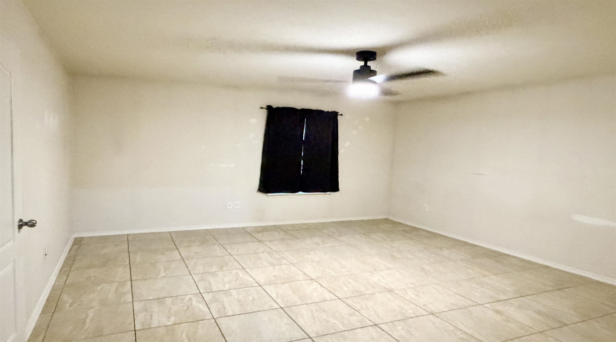 5537 Lagos Del Valle Dr, Laredo, Texas 78046, 3 Bedrooms Bedrooms, 6 Rooms Rooms,2 BathroomsBathrooms,Residential,For Rent,5537 Lagos Del Valle Dr,20264152